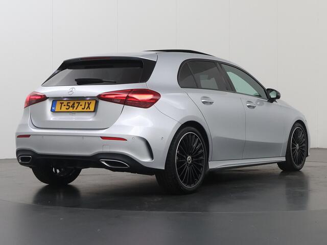 Mercedes-Benz A-KLASSE 180 AMG Line | Night | Panoramadak | Stoelverwarming | Digital Light |