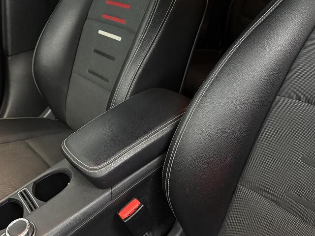 Mercedes-Benz A-KLASSE 180 Business Solution | Navigatie | Camera | 16" Velgen |