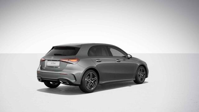Mercedes-Benz A-KLASSE 180 Business Solution AMG | Night | Panoramadak | Widescreen | Stoelverwarming |