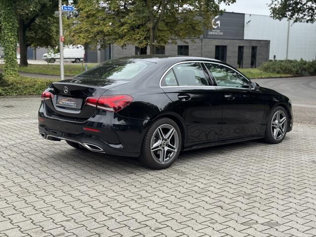 Mercedes-Benz A-KLASSE 180 AMG Pakket *LED*Stoelverw*Camera*