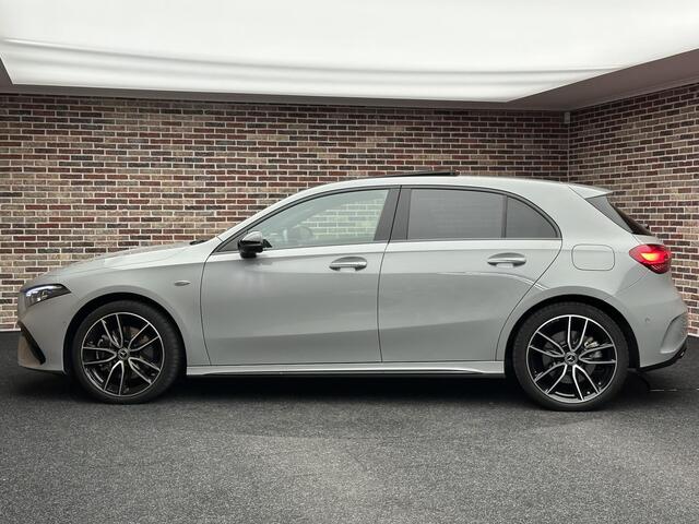 Mercedes-Benz A-KLASSE 250 e Business AMG-pakket | Dak| Trekhaak| Burmester| Memory| BTW|