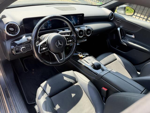 Mercedes-Benz A-KLASSE 200 Business Solution Luxury Carplay/Stoelverw
