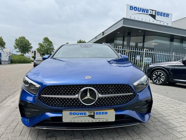 Mercedes-Benz A-KLASSE 250 e AMG Line Panorama | Widescreen | Distronic