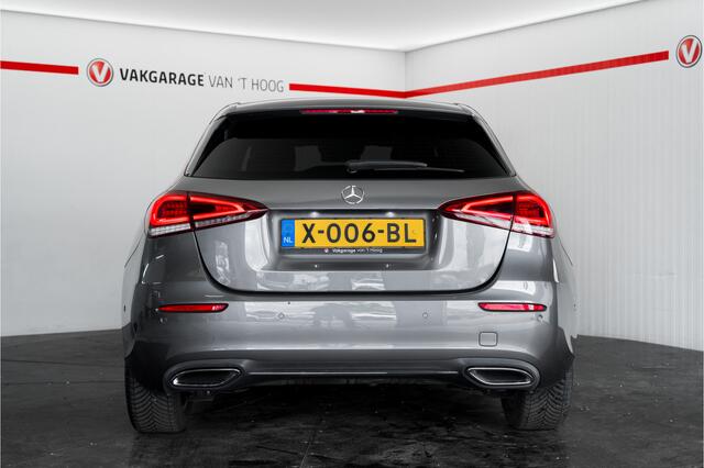 Mercedes-Benz A-KLASSE 180 Business Solution AMG|Widescreen|Ambientlight|Nederlandseauto