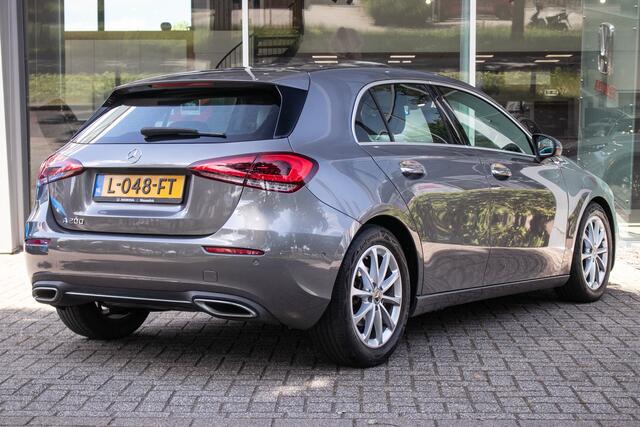Mercedes-Benz A-KLASSE 200 Premium Plus Automaat - Navi | Camera | Stoelverwarming | Sfeerverlichting