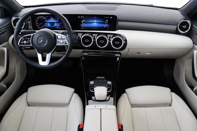 Mercedes-Benz A-KLASSE 200 -PANO.DAK|CAMERA|LEDER|KEYLESS|CARPLAY|PROGRESSIVE|STOELVERW.|18"