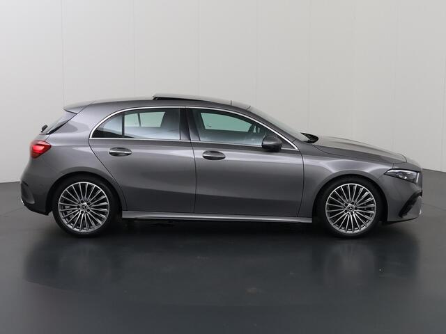 Mercedes-Benz A-KLASSE 180 Star Edition AMG Line LIMITED | Panoramaschuifdak | Head-up display | Multibeam LED | Elektrisch voorstoelen met geheugen