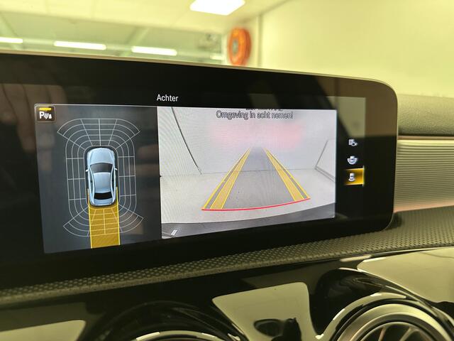 Mercedes-Benz A-KLASSE 200 AMG Premium Plus | Burmester | Panoramadak | Memory