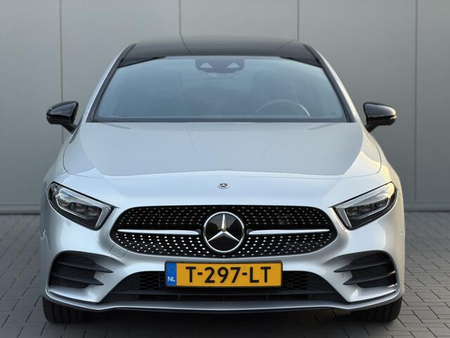 Mercedes-Benz A-KLASSE 250 e AMG Night Premium Plus | Panorama | Sfeer | 360 Cam | Distronic | Apple CarPlay