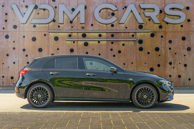 Mercedes-Benz A-KLASSE 250 e Premium Plus | AMG | Night | Memory | 360 | Panorama | CarPlay | Vol |