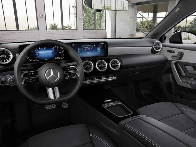 Mercedes-Benz A-KLASSE 250 e Business Solution AMG