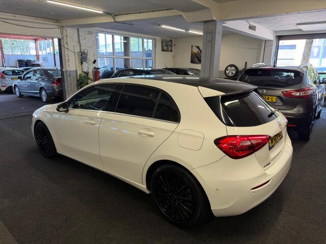 Mercedes-Benz A-KLASSE 180 Bns Solution*Carplay*Camera*Led*Velgen