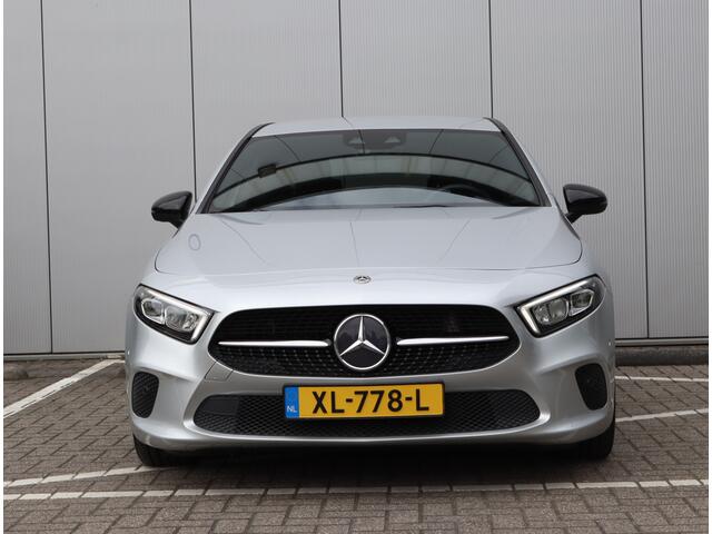 Mercedes-Benz A-KLASSE 220 Launch Edition | Widescreen | Camera | Org. NL