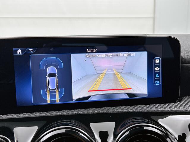 Mercedes-Benz A-KLASSE 180 Star Edition | Dode Hoek Ass | Stoelverwarming | LED Verlichting | Parkeerpakket met Camera | Inclusief 24 maanden Mercedes-Benz Certified garantie voor Europa.