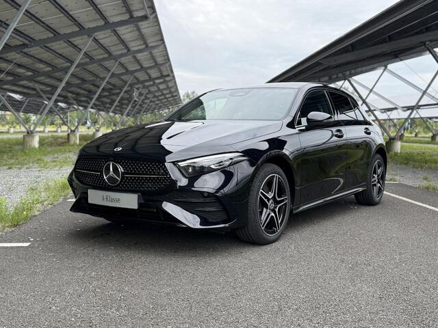 Mercedes-Benz A-KLASSE 250 e Business Solution AMG | Night | Panoramaschuifdak | Stoelverwarming | Sfeerverlichting | Achteruitrijcamera | MULTIBEAM LED |