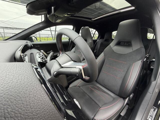 Mercedes-Benz A-KLASSE 250 e Business Solution AMG | Night | Panoramaschuifdak | Stoelverwarming | Sfeerverlichting | Achteruitrijcamera | MULTIBEAM LED |