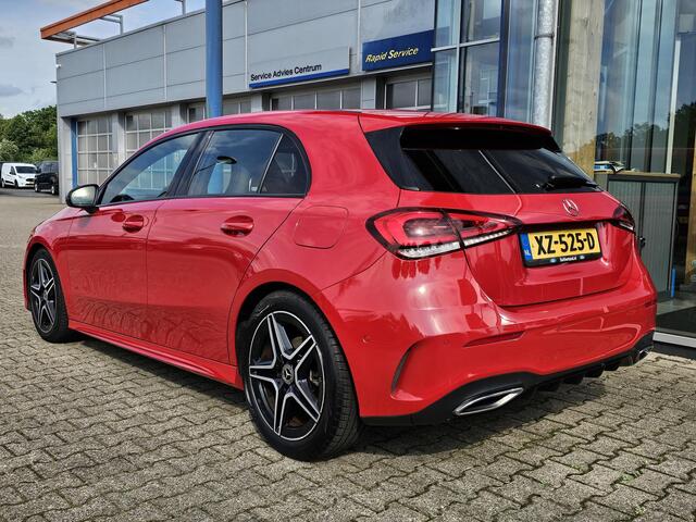 Mercedes-Benz A-KLASSE 180 Business Solution AMG Night Upgrade Zéér luxe | Alcantara leder | Stoelverwarming | Achteruitrijcamera | Full led | Virtual cockpit | etc.