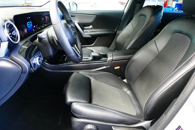 Mercedes-Benz A-KLASSE 250 e Carplay/Android, Navi, Clima, StoelVerw, Full Led, Haak 1600kg