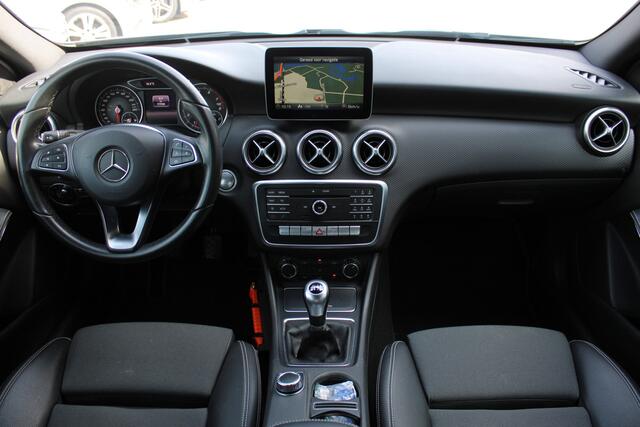 Mercedes-Benz A-KLASSE 180 Business Solution NAVI CAMERA TREKHAAK <<NL AUTO>>