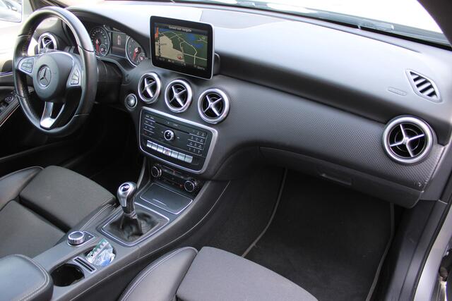 Mercedes-Benz A-KLASSE 180 Business Solution NAVI CAMERA TREKHAAK <<NL AUTO>>