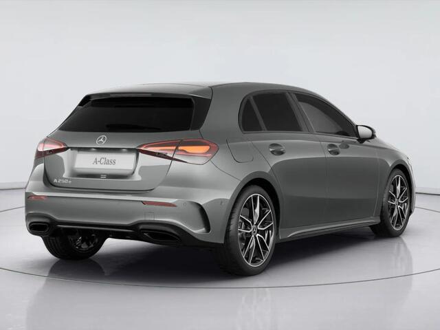 Mercedes-Benz A-KLASSE Hatchback 250 e 140 Years Edition
