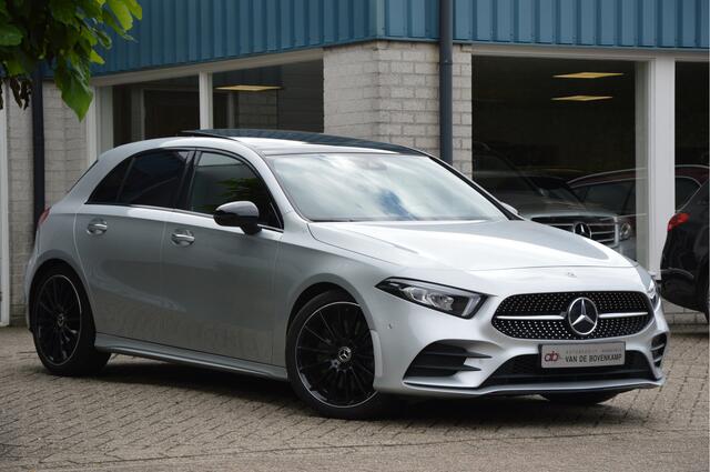Mercedes-Benz A-KLASSE 250 AMG Line PANORAMADAK | SFEERVERLICHTING | NIGHT-PAKKET | KEYLESS | LED | CAMERA | ENZ