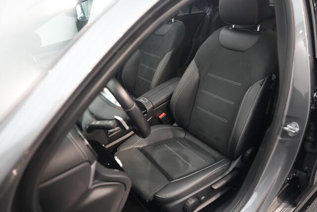 Mercedes-Benz A-KLASSE 250 e AMG ? PANO ? ADAP.CRUISE ? 360 CAM ? BURMESTER ? 19" LMV