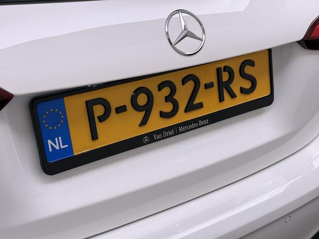 Mercedes-Benz A-KLASSE 250 AMG line | Pano Memory Multibeam Distronic