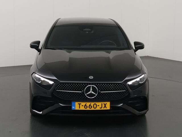 Mercedes-Benz A-KLASSE 180 AMG Line | Night | Burmester | Sfeerverlichting | Dodehoekassistent | Multibeam LED |