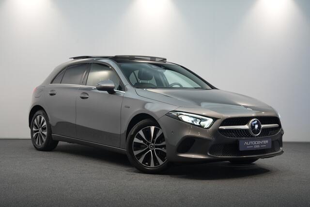 Mercedes-Benz A-KLASSE 250 e ? PANO ? ADAP.CRUISE ? CAMERA ? CARPLAY / ANDROID AUTO