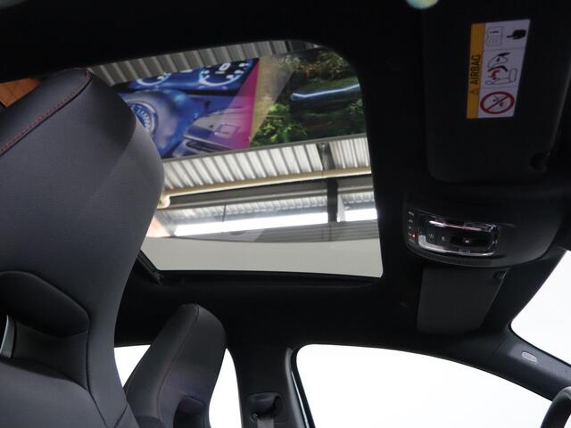 Mercedes-Benz A-KLASSE 250e Business Solution AMG | Panoramaschuifdak | Head-up display | Premium Plus | Stoelverwarming | 360° camera |