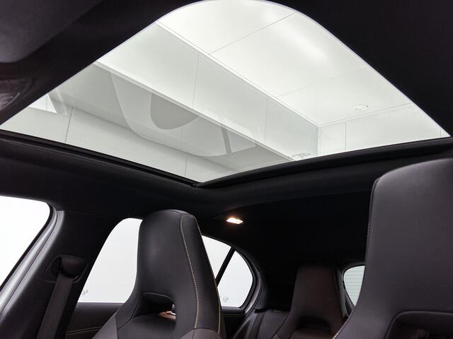 Mercedes-Benz A-KLASSE AMG 45 S 4MATIC+ | Alarm klasse 3/5 | 360° camera | Elektrisch verstelbare stoelen | Inclusief 24 maanden Mercedes-Benz Certified garantie voor Europa.