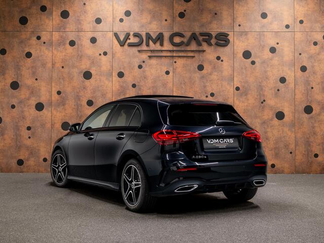 Mercedes-Benz A-KLASSE 250 e Star Edition AMG Line | Pano | Keyless | Dodehoekassist. | Achteruitrijcamera |