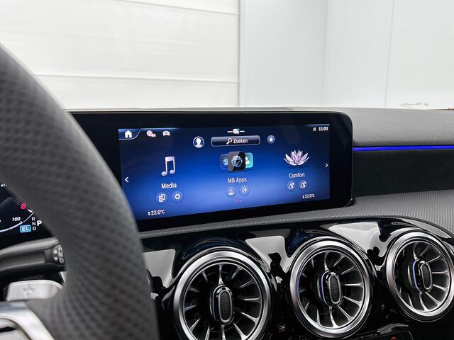 Mercedes-Benz A-KLASSE 250 e Business Solution AMG | Nightpakket | Panoramaschuifdak | Multibeam LED | Stoelverwarming voor | Smartphone Integratie | Sfeerverlichting |