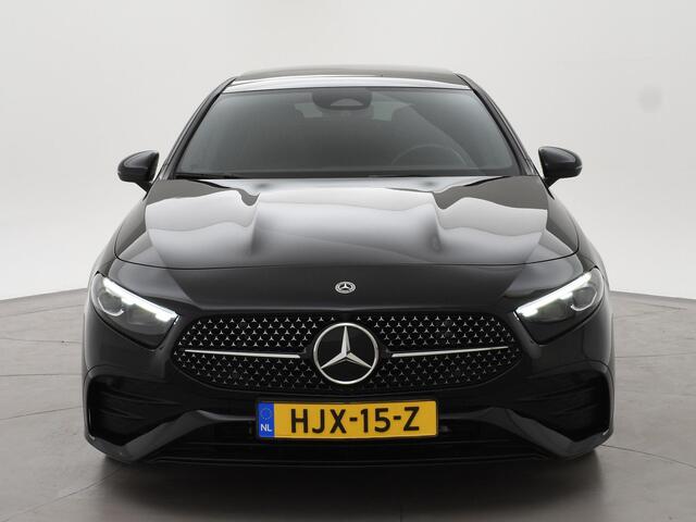 Mercedes-Benz A-KLASSE 180 STAR EDITION AMG LINE LIMITED + PANORAMA | SFEERVERLICHTING | 19 INCH LMV | CAMERA
