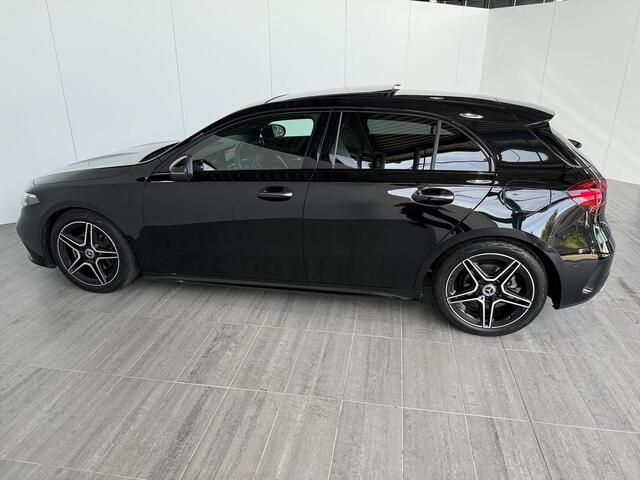 Mercedes-Benz A-KLASSE 180 Business Solution AMG | Night pakket | Panoramadak |