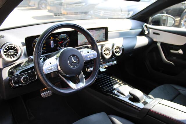 Mercedes-Benz A-KLASSE 180 AMG | Panoramadak | Widescreen