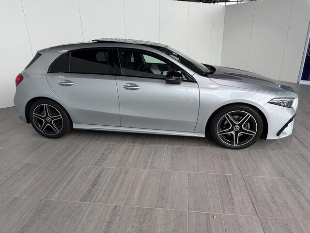 Mercedes-Benz A-KLASSE 180 Business Solution AMG | Panoramadak | Widescreen | Sfeerverlichting | Achteruitrijcamera | Stoelverwarming |