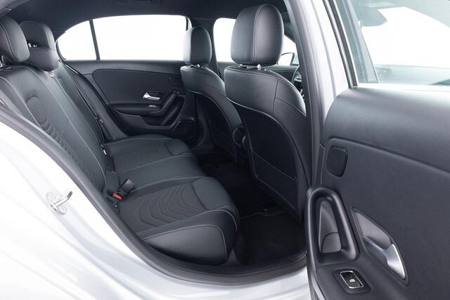 Mercedes-Benz A-KLASSE 250 e Premium | Full LED | Half LEDER | CAMERA