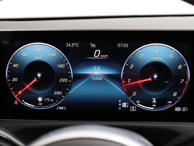 Mercedes-Benz A-KLASSE 200 AMG | Burmester | Camera | Panoramadak!