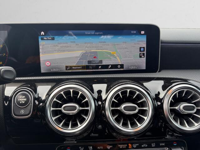Mercedes-Benz A-KLASSE 200 AMG Edition Premium Plus Aut- Burmester Audio, Memory, Panoramadak, Sfeerverlichting, 360 Camera