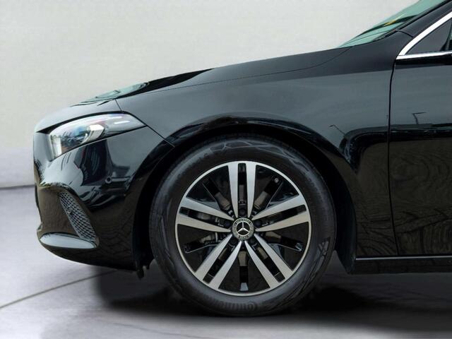 Mercedes-Benz A-KLASSE Limousine 180 Business Solution