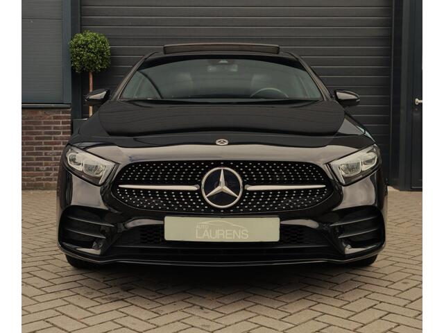 Mercedes-Benz A-KLASSE 250 e AMG Line | Pano | Camera | sfeerverlichting | Stoelverwarming