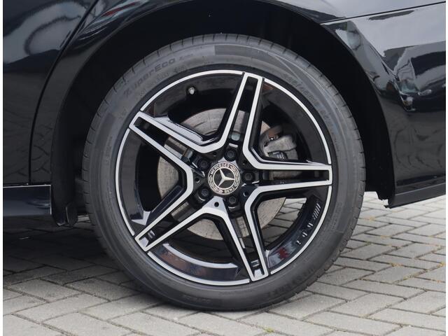 Mercedes-Benz A-KLASSE 250 e AMG Line | Pano | Camera | sfeerverlichting | Stoelverwarming