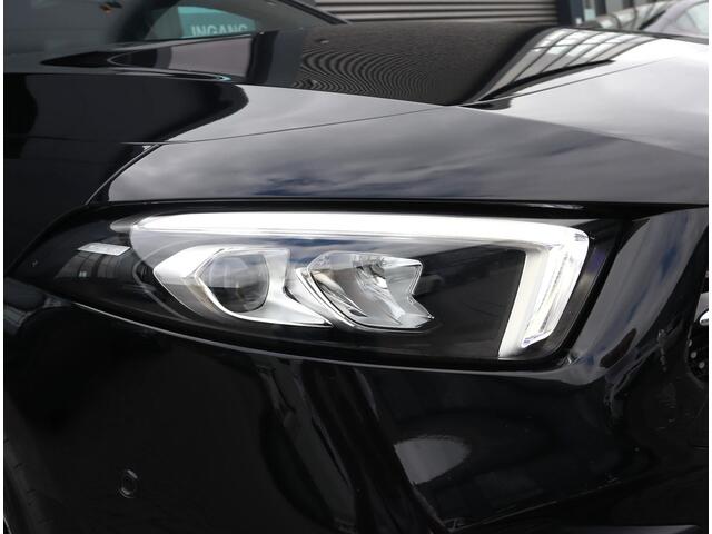 Mercedes-Benz A-KLASSE 250 e AMG Line | Pano | Camera | sfeerverlichting | Stoelverwarming