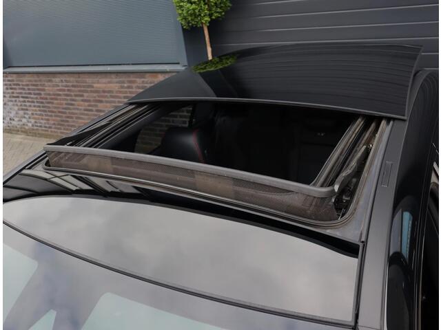 Mercedes-Benz A-KLASSE 250 e AMG Line | Pano | Camera | sfeerverlichting | Stoelverwarming