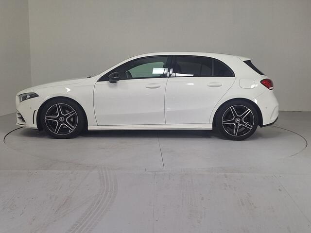 Mercedes-Benz A-KLASSE 180 Bns Solution AMG