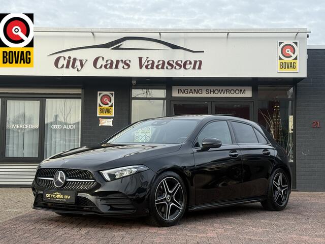 Mercedes-Benz A-KLASSE 200 Launch Edition Premium AMG-Line automaat panoramadak navigatie climate ctr cruise ctr leder keyless-go lmv 18 inch dealer onderhouden