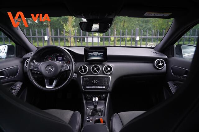 Mercedes-Benz A-KLASSE A200 | AMG | PDC | ECC | LED | Halfleer | Camera | Stoelverw. | Cruise |