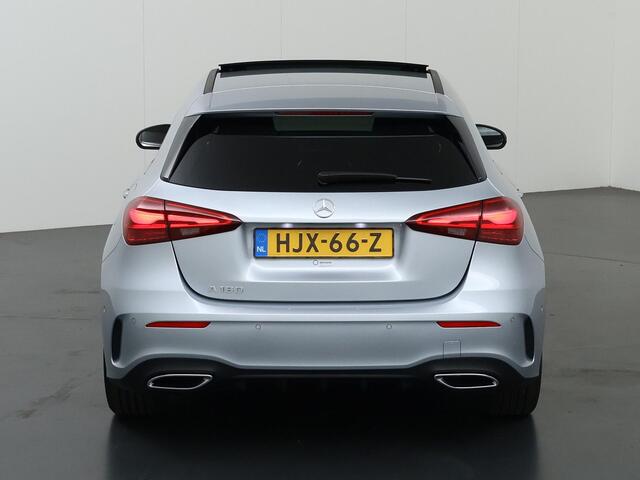 Mercedes-Benz A-KLASSE 180 Star Edition AMG Line | Nightpakket | Sfeerverlichting | MULTIBEAM LED | Stoelverwarming |